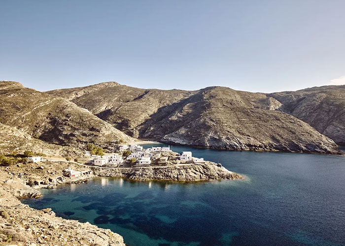 Escale à Tinos, anti-Mykonos et havre de paix des Cyclades